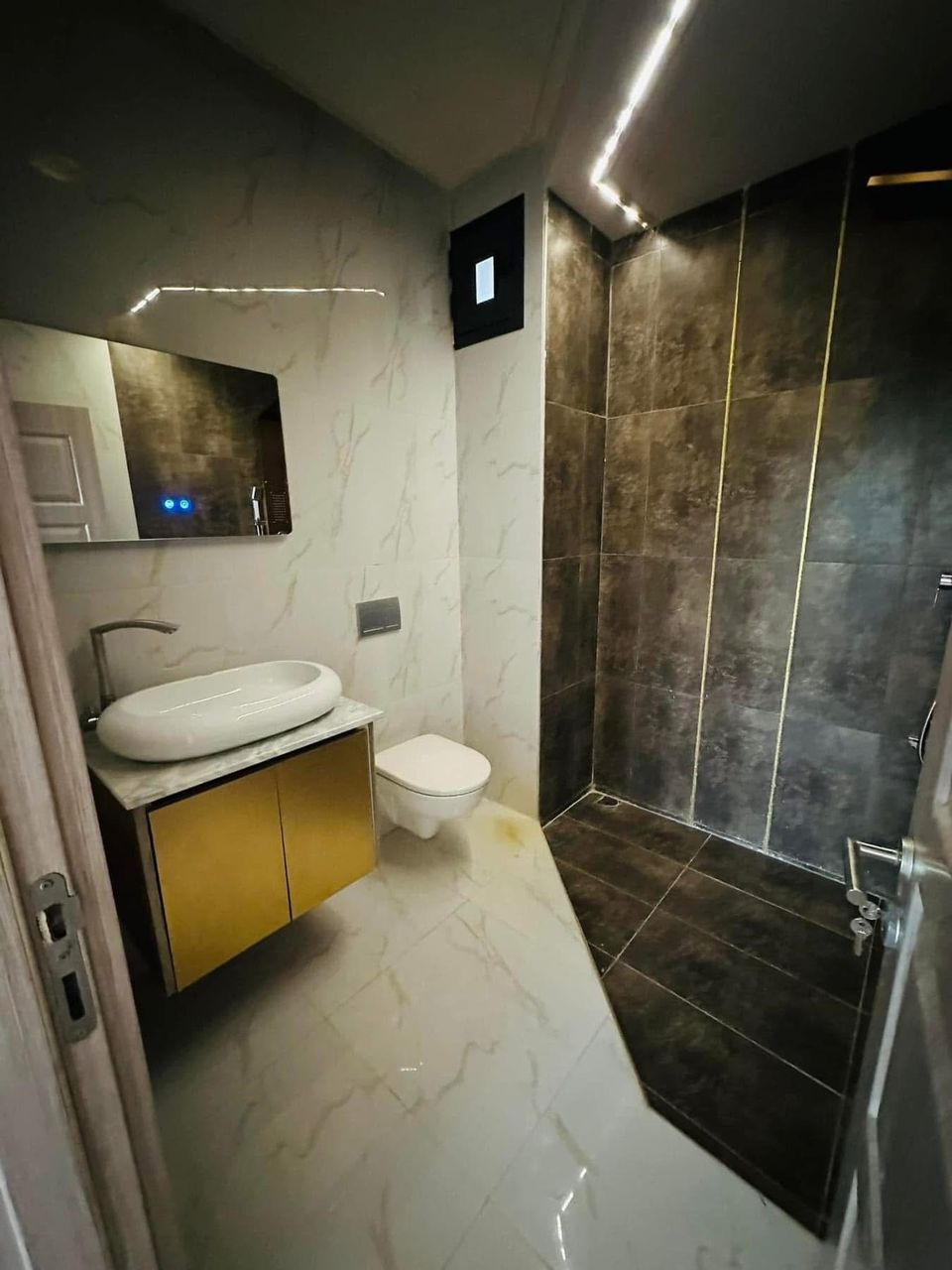 Abidjan, Plateau, Hotel Tiama